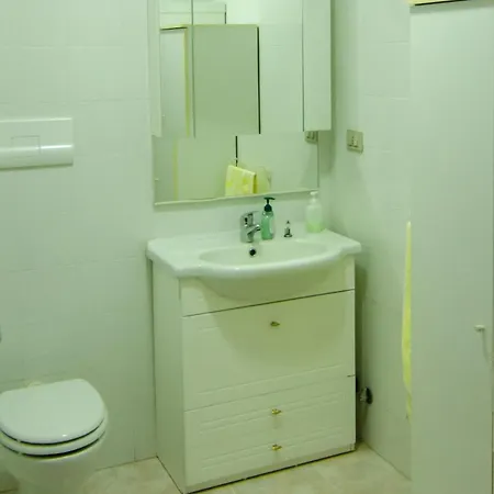 Intera Casa A דירה טמפיו פאוזניה