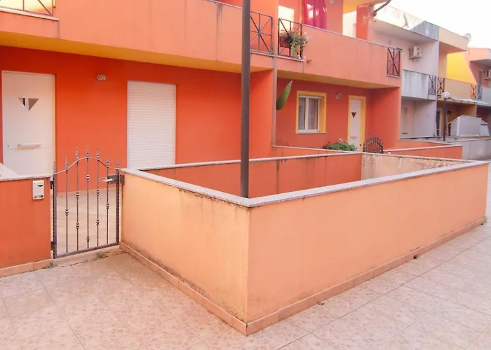 アパート Intera Casa A テンピオ・パウザーニア