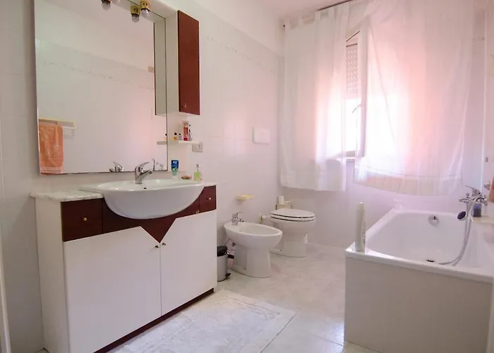 アパート Intera Casa A *